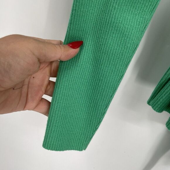 Cabi  Woman's Wrap Front‎ Sweater  Size Medium Green - Picture 5 of 9